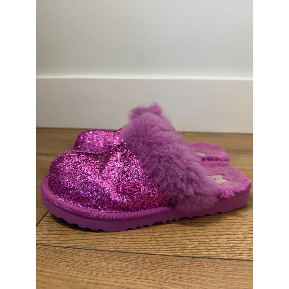 UGG Cozy II Glitter Slippers Size‎ 4 Kids Pink Sparkly 1153671K Girls